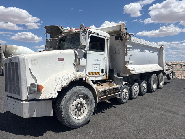 2008 Peterbilt 365 10x4 Five Axle Dump Truck (Inoperable) 2008 Peterbilt 365 10x4 Five Axle Dump Truck (Inoperable)