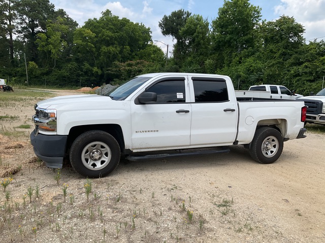 2017 Chevrolet Silverado 1500 4x2 Crew Cab Pickup 2017 Chevrolet Silverado 1500 4x2 Crew Cab Pickup