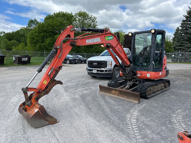 2017 Kubota KX040-4 Mini Excavator 2017 Kubota KX040-4 Mini Excavator