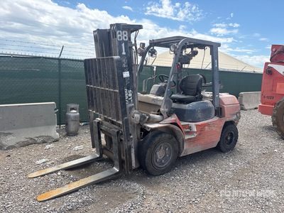 2012 Toyota 7FGU35 7000 lb Pneumatic Tire Forklift
