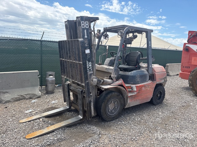 2012 Toyota 7FGU35 7000 lb Pneumatic Tire Forklift