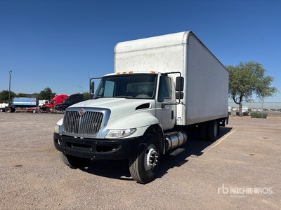 2019 International 4300 4x2 Van Truck
