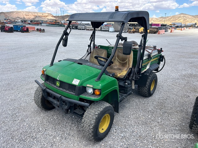 2016 John Deere Gator HPX 4x4 Utility Vehicle