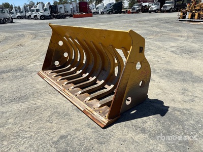 120 in Skeleton Wheel Loader Bucket