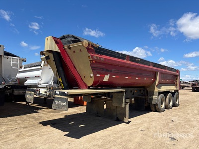 2014 Midland MG355L3000 32 ft Tri/A Remolque banera