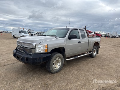 2009 Chevrolet Silverado 2500HD LT 4x4 Extended Cab بيك اب