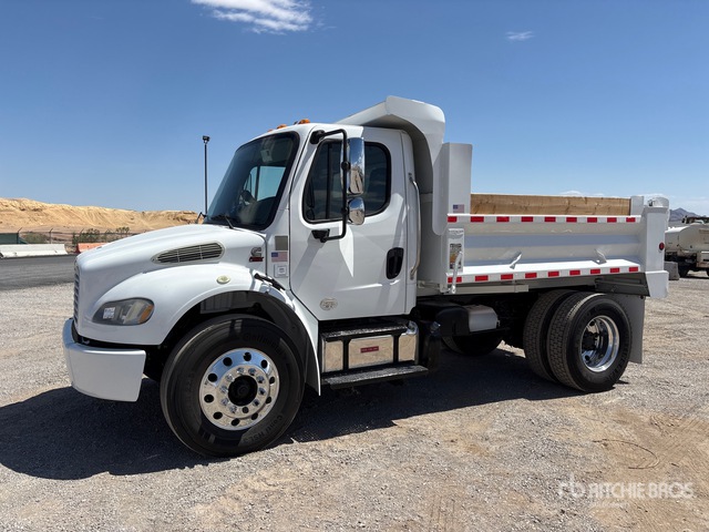 2014 Freightliner M2 106 4x2 S/A Dump Truck