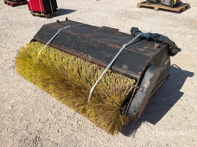 2011 CAR 21014008 Sweeper Attachment
