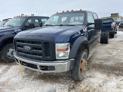 2009 Ford F-550 XL 4x4 Crew Cab Autocarro cabina e telaio