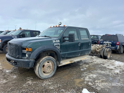 2009 Ford F-550 XL 4x4 Crew Cab Cabine en chassis