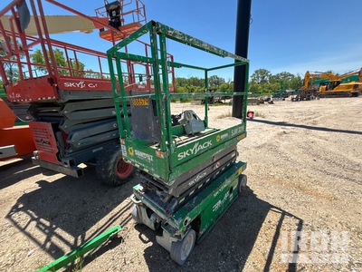 2016 Skyjack SJIII-3219 Electric Scissor Lift