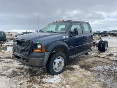 2006 Ford F-550 XL 4x4 Crew Cab Autocarro cabina e telaio