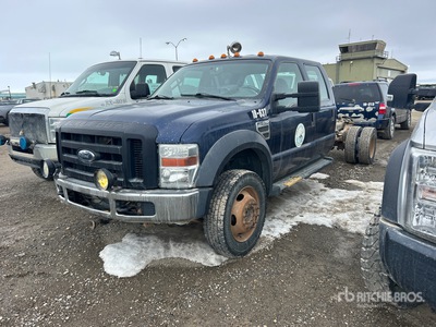 2009 Ford F-550 XL 4x4 Crew Cab Cabine en chassis