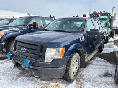 2009 Ford F-150 XL 4x4 Crew Cab Pickup