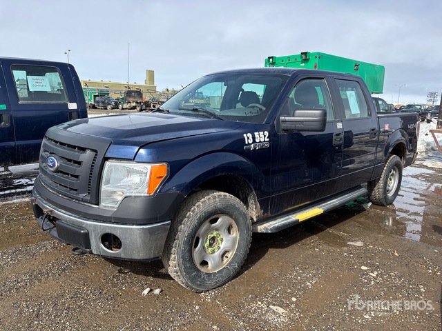2009 Ford F-150 XL 4x4 Crew Cab Pickup