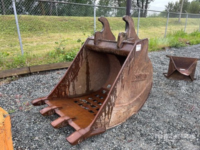 37 in Q/C Digging Excavator Bucket - Fits Hitachi ZX210