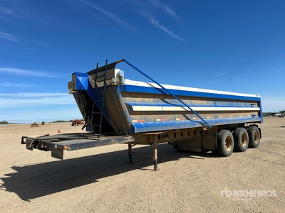 2005 Arne's 3160 30 ft Tri/A Rimorchio ribaltabile posteriore