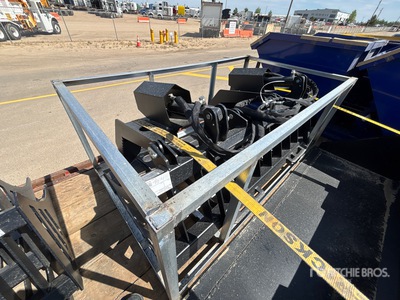 Greatbear 72 in Rock Hydraulic Skid Steer Grapple Bucket (Unused)