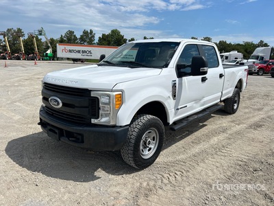 2018 Ford F-350 XL 4x4 Crew Cab Pickup