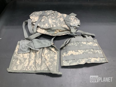 (72) Waist Packs, (91) Bandoleer Ammunition Pouches & Assorted Items