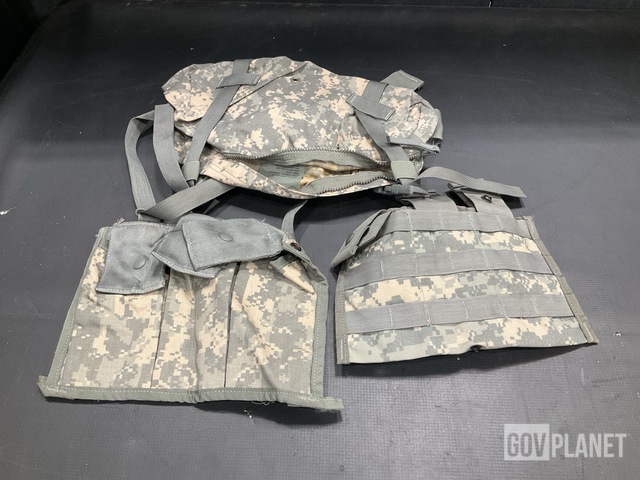 (72) Waist Packs, (91) Bandoleer Ammunition Pouches & Assorted Items