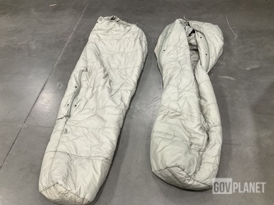 (59) Sleeping Bags