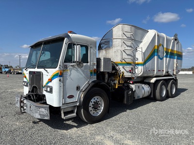 2010 Peterbilt 320 6x4 Side Loader Waste Collection Truck