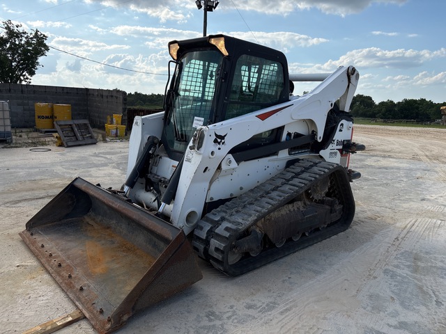 2018 Bobcat T870 Compact Track Loader