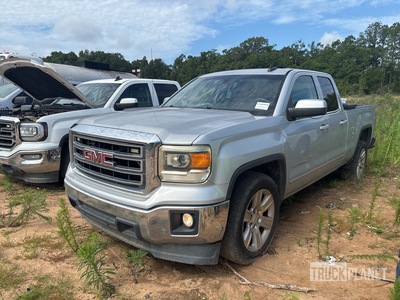 2015 GMC 1500 4x2 Extended Cab Pickup