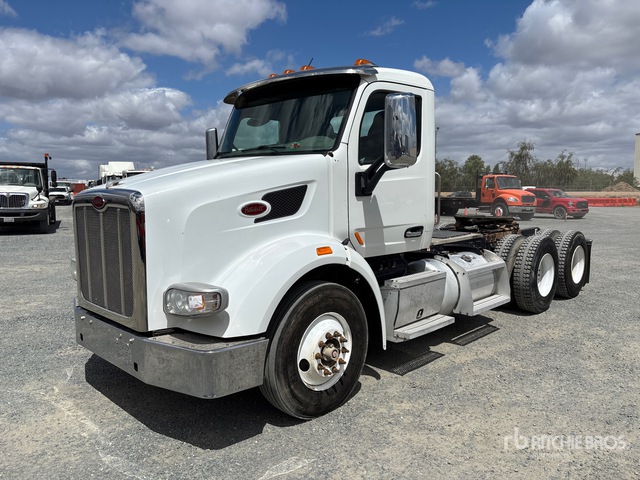 2015 Peterbilt 567 T/A Day Cab Truck Tractor