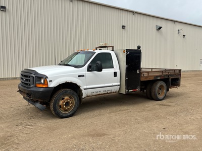 2001 Ford F-450 XL 4x4 Flatbed Truck