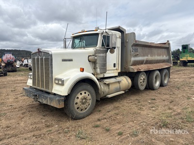 2008 Kenworth W900 8x4 Tipper Truck