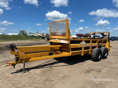 Kuhn 2044 T/A Manure Spreader