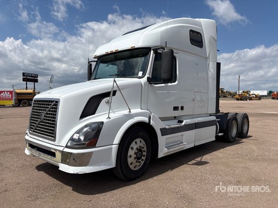 2005 Volvo VNL 6x4 トラックトラクター（T/A）