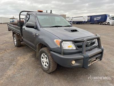 2010 Toyota Hilux SR 4x4 Pickup