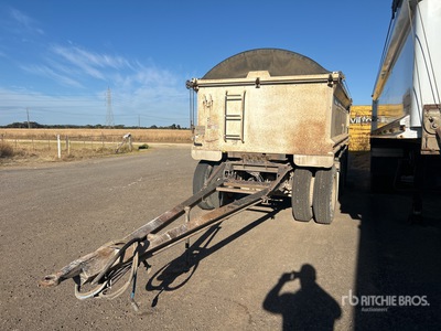 1999 Gorski 5.2 m Super Dog End Dump Trailer