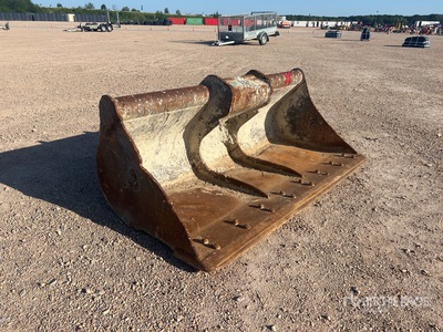 2000 mm Cleanup Godet Bucket
