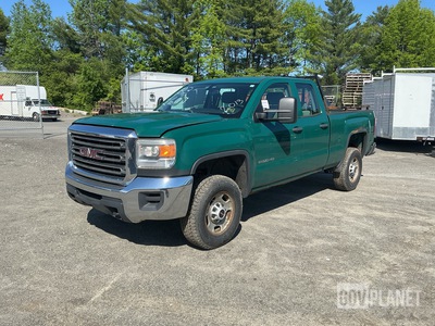 2015 GMC Sierra 2500HD 4x4 Pickup