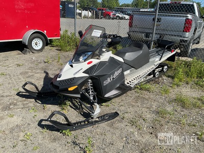 2014 Ski Doo Expedition Sport Snowmobile