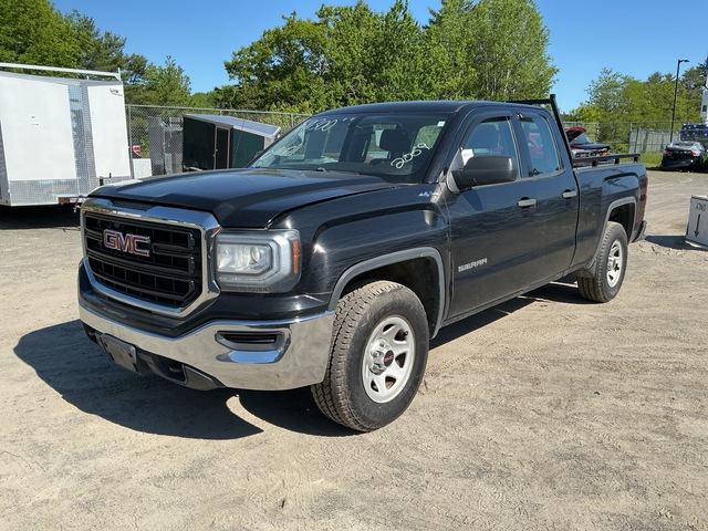 2016 GMC Sierra 1500 4x4 Pickup 2016 GMC Sierra 1500 4x4 Pickup