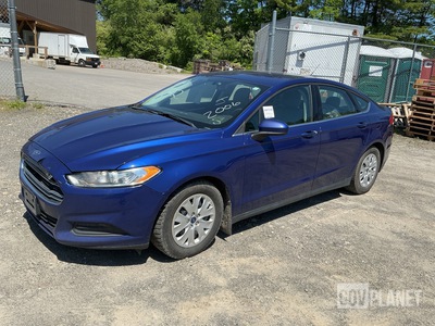2014 Ford Fusion S Sedan