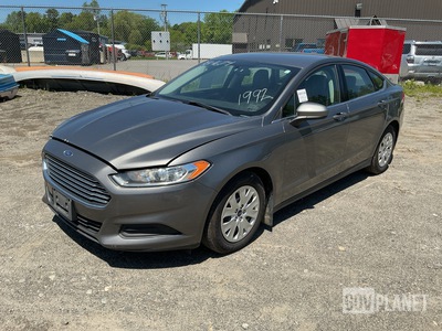 2014 Ford Fusion S Sedan