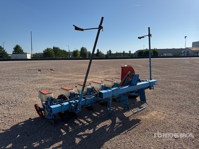 Monosem PNU Semoir Monograine 7 Rangs 3-Point 7 Row Planter