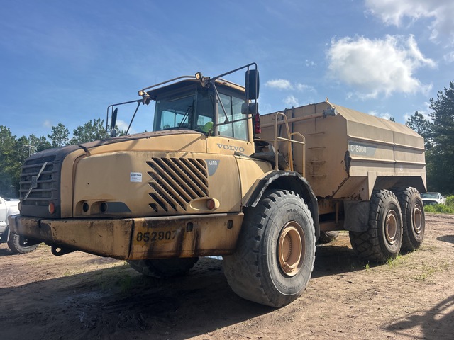 Volvo A40D 8000 gal 6x6 Articulated Water Truck