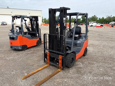 2023 Toyota 50-8FGU15 2500 lb Pneumatic Tire Chariot Élévateur