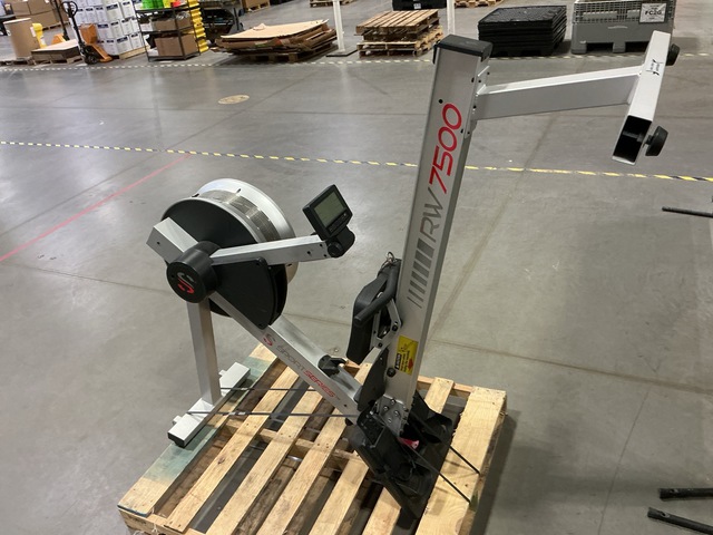 Sport Series RW7500 Rowing Machine