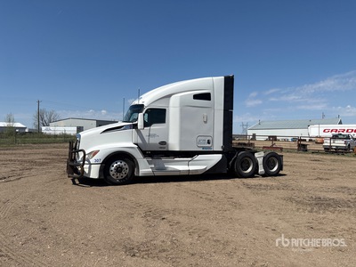 2023 Kenworth T680 6x4 Tracteur routier couchette