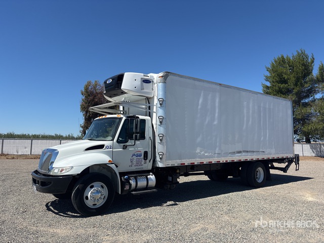 2019 International 4300 4x2 Refrigerated Truck