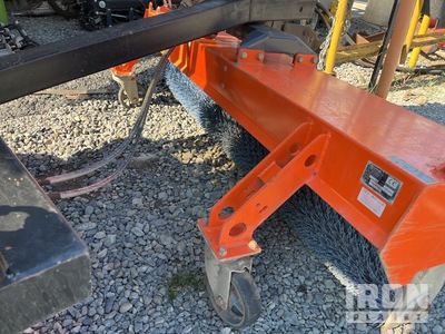 2024 Optimas KMO 73 in Barredora / Broom Attachment