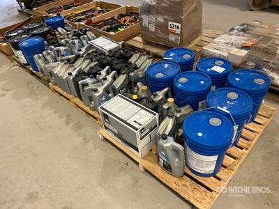 Quantity of (3) Pallets of Motor Oil Divers - Magasin, entrepôt, consommateur (Unused)